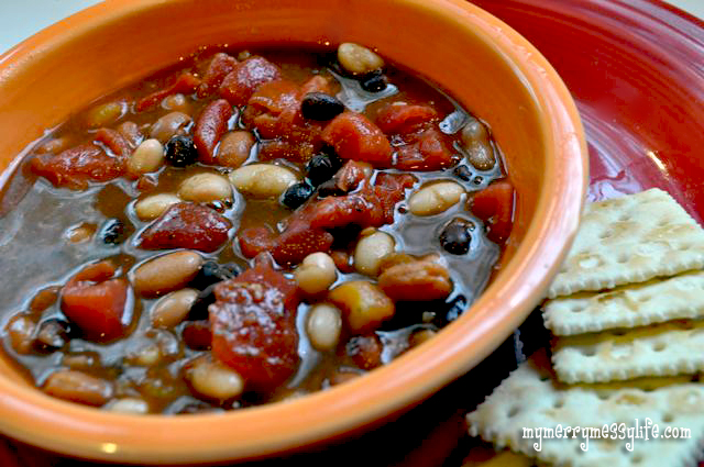 Hearty Soup Recipes from Around the Web Vegetarian and Vegan Three Bean Soup