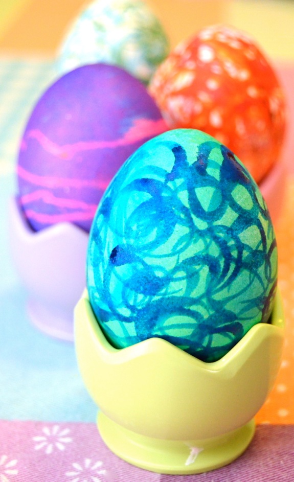 Decorating Easter Eggs with Kids - Inner Child Food